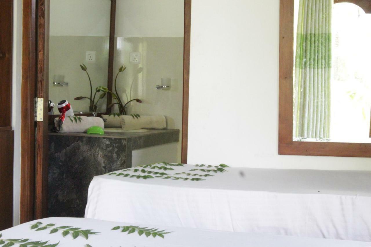 Hideaway Homestay Habarana Exterior photo